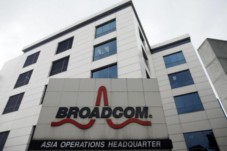 Объединённый чипмейкер Broadcom уволит 1900 сотрудников"